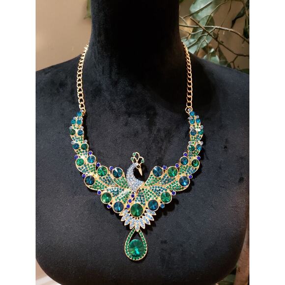 Women Embellished Multicolor Encrusted Rhinestone Peacock Bib Statement Necklace - Picture 1 of 7